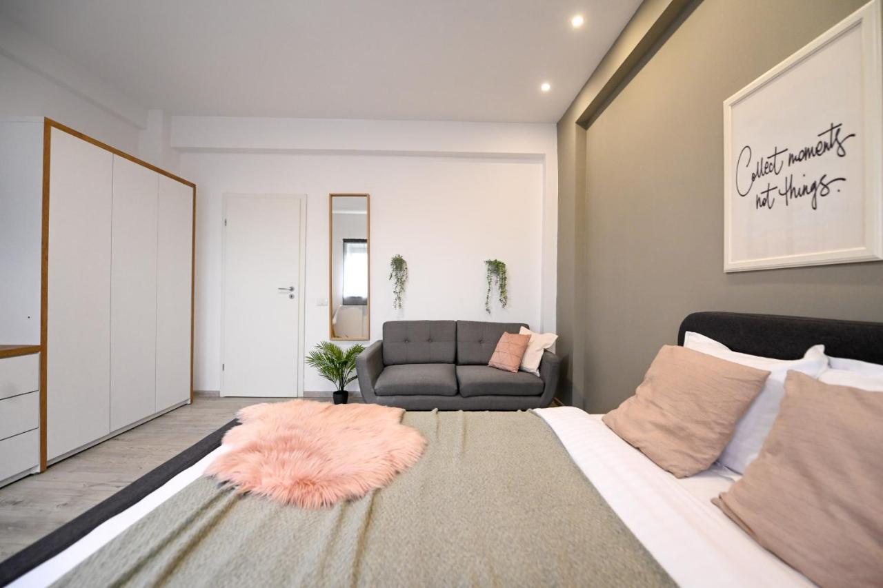 Splendid 2Br Apartment With Breathtaking Views Of Casa Poporului บูคาเรสต์ ภายนอก รูปภาพ